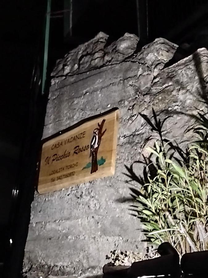 Casa Vacanze Il Picchio Rosso Mantello Exterior foto